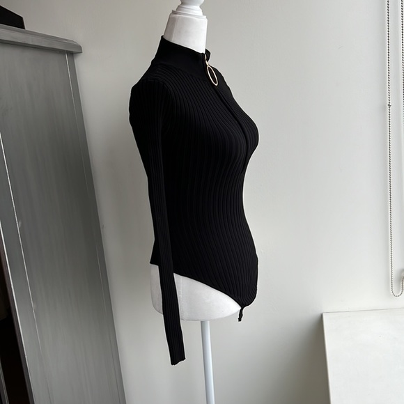 🎉HP🎉 🆕 Hera Collection Mock Neck Bodysuit - Picture 7 of 14